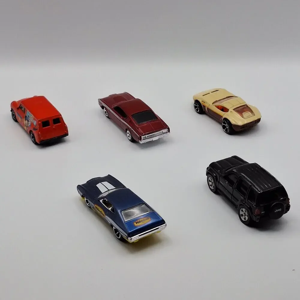 Mixed Diecast Toy Vehicle Lot (13 Pcs) - Pickups, SUV, Muscle & Racing